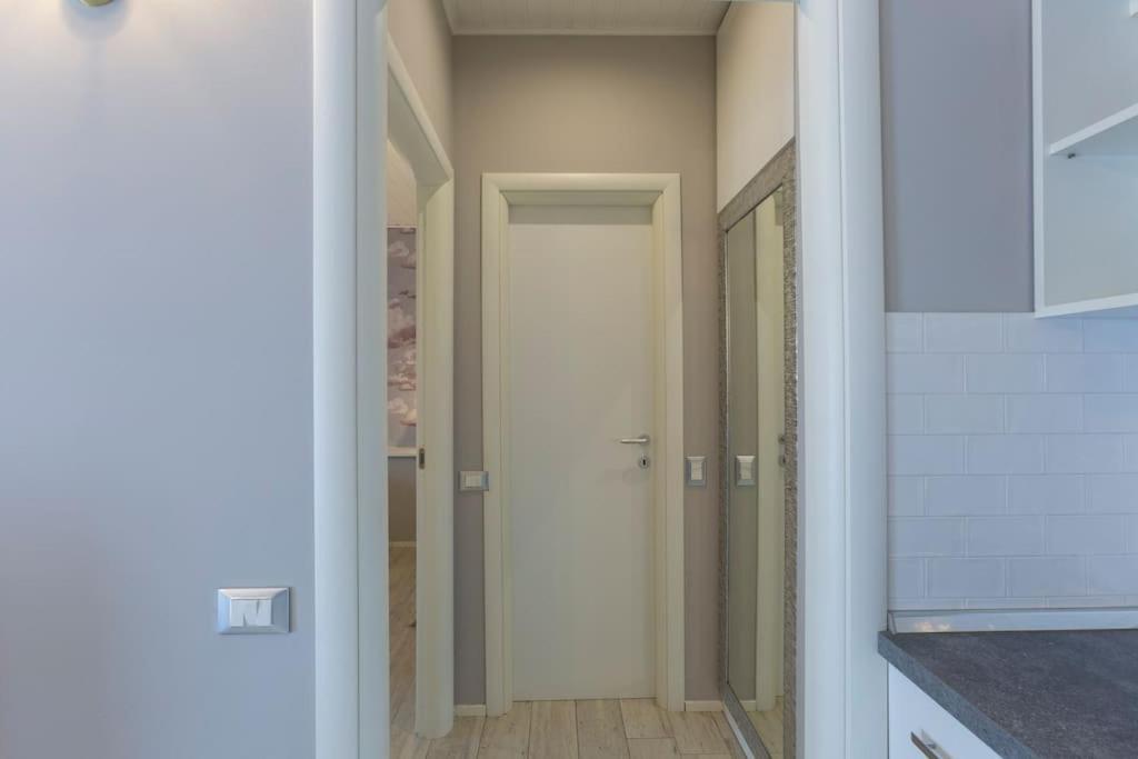 My Charming Apartments Ai Navigli-Vigevano Suite Milán Exterior foto